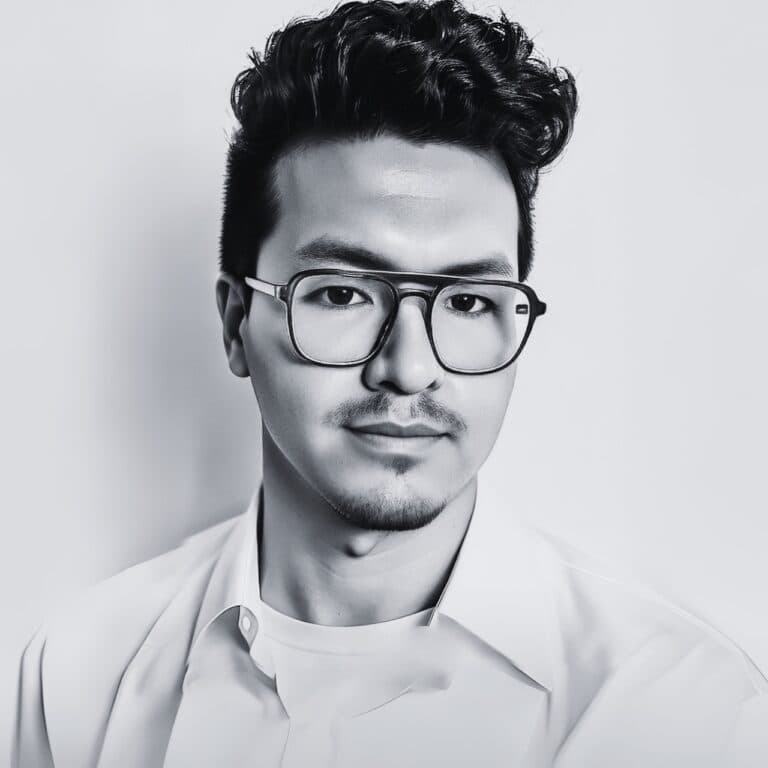 Arq. Luigi Guardamino Barrueta